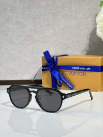 Picture of Louis Vuitton Sunglasses _SKUfw76440361fw